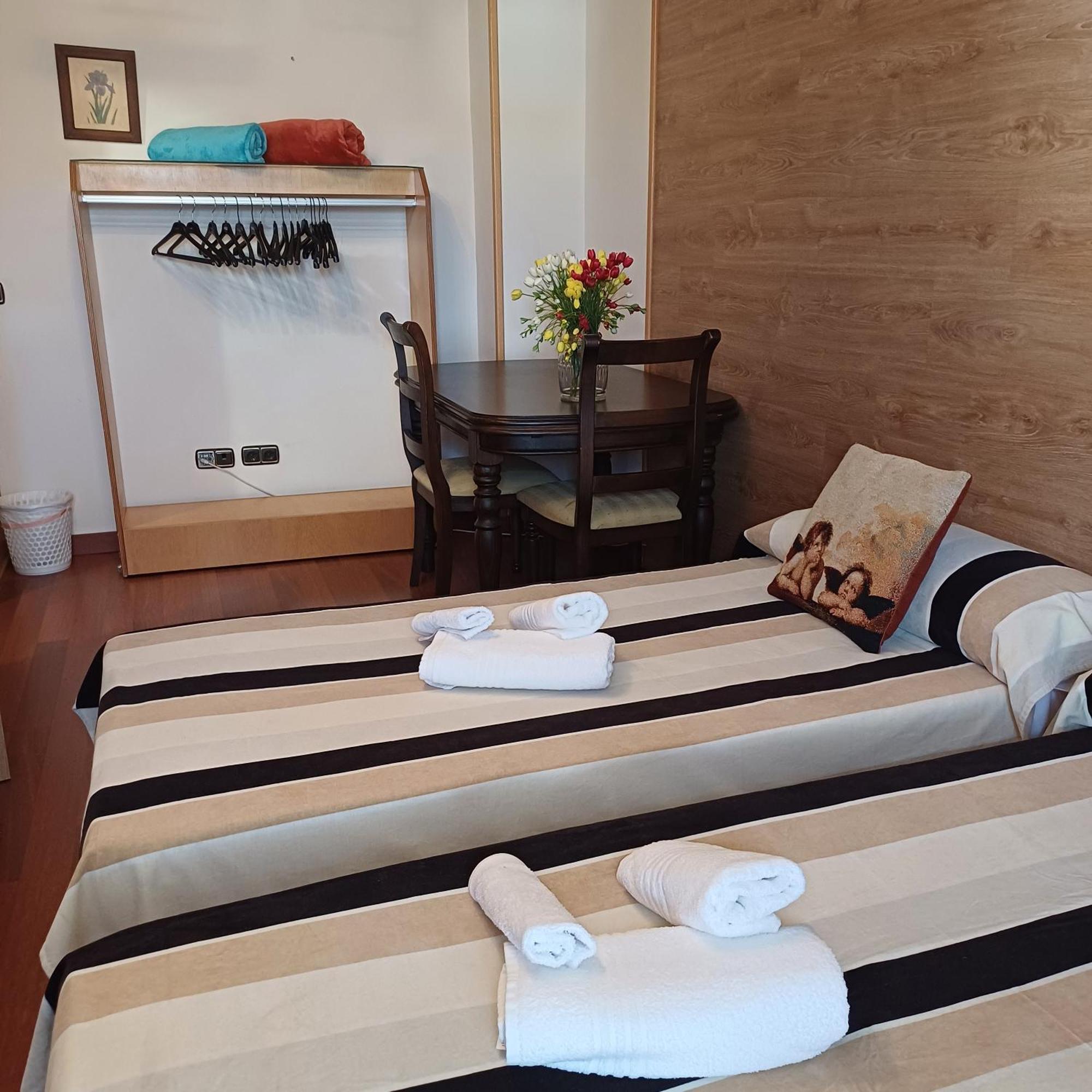 Piso Compartido Con Habitaciones Independientes Maracena 外观 照片